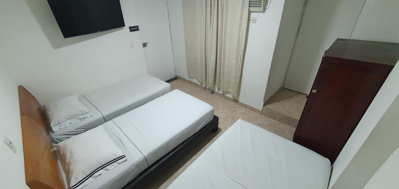 Hotel Gran Imperio Medellin Bagian luar foto