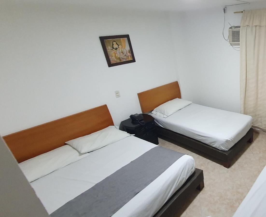 Hotel Gran Imperio Medellin Bagian luar foto